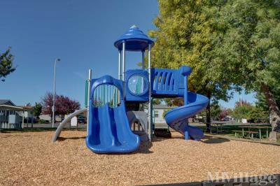 Photo 4 of 27 of park located at 608 Windemere Street SE Aumsville, OR 97325