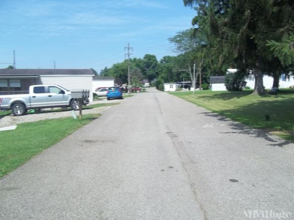 Colonial Village Mobile Home Park in Zanesville, OH | MHVillage