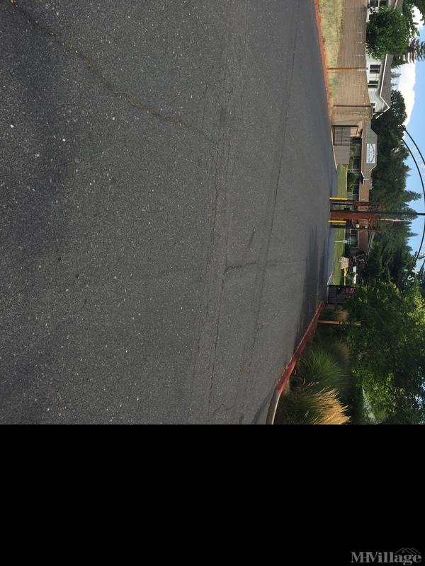 Murphys Diggins Mobile Home Park Mobile Home Park in Murphys, CA