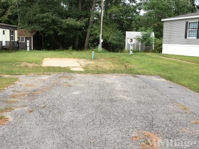 Photo 4 of 24 of park located at 10 Sparrow St Keene, NH 03431