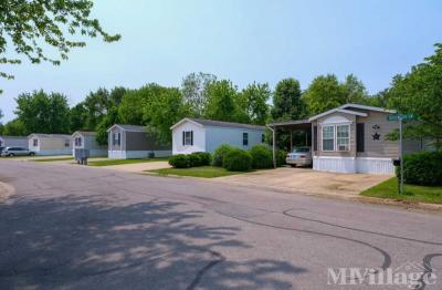 Photo 2 of 20 of park located at 3671 Candlelight Drive Columbus, IN 47203