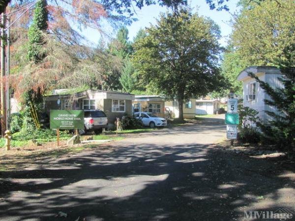 Photo of Grandview Mobile Park, Philomath OR