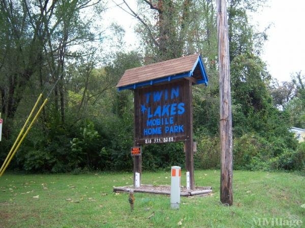 Photo of Twin Lakes Mobile Home Park, Excelsior Springs MO