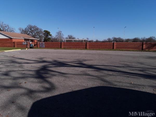 Photo 1 of 2 of park located at 173 Turner Circle Tennessee Colony, TX 75861