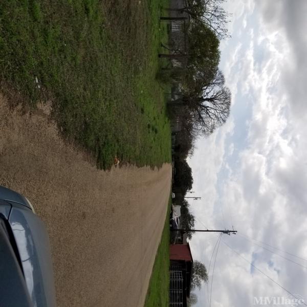 Whispering Oaks Mobile Home Park in Fredericksburg, TX MHVillage