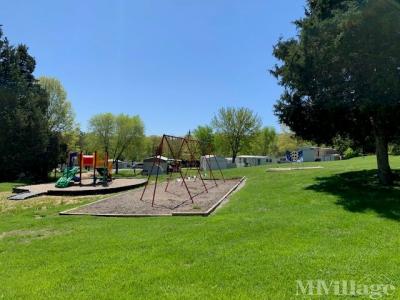 Photo 4 of 11 of park located at 1118 Anise Lane Fenton, MO 63026
