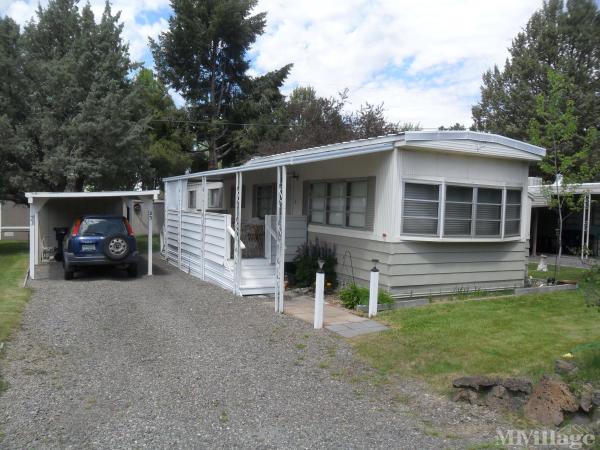 Desert Terrace Mobile Home Park in Redmond, OR | MHVillage