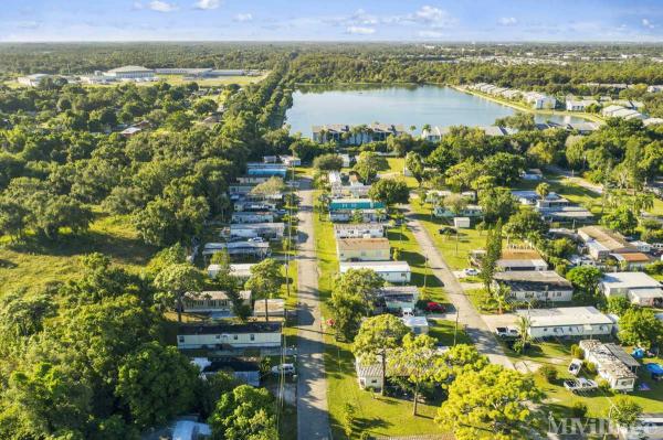 Siesta Mobile Home Park Mobile Home Park in Fort Myers, FL | MHVillage