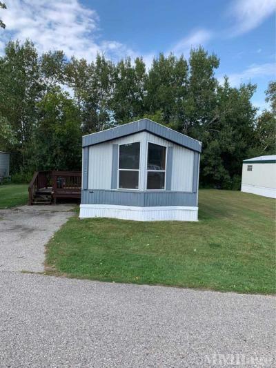 Bay Shore Estates Mobile Home Park in Petoskey, MI | MHVillage