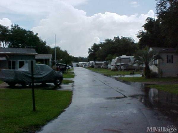 Photo 1 of 2 of park located at 1325 Bay Rd Mount Dora, FL 32757