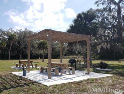 Photo 4 of 6 of park located at 2496 Sylvia Lane Venice, FL 34292
