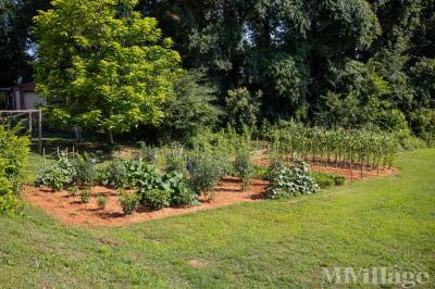 Photo 5 of 8 of park located at 3 Greenway Cir Belmont, NC 28012