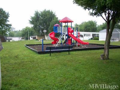 Photo 2 of 14 of park located at 108 Skyline Dr South Bloomfield, OH 43103