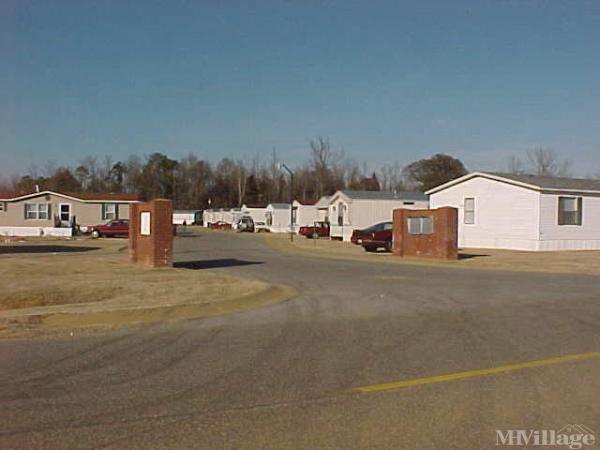 Photo 1 of 2 of park located at 3811 Crabtree Road Tuscaloosa, AL 35405