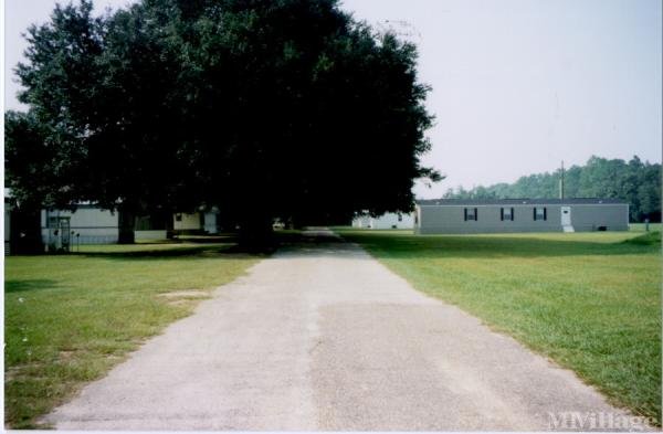 Photo of Whispering Winds Mobile Home Park, Foley AL
