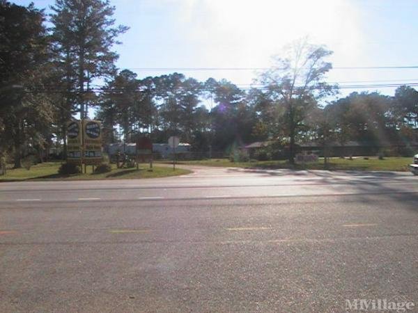 Photo 0 of 1 of park located at 3282 East Main Street Dothan, AL 36301