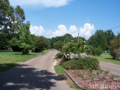 Photo 1 of 4 of park located at 19704 Thompson Hall Road Fairhope, AL 36532