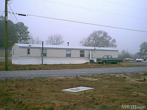 Photo 1 of 2 of park located at 3605 County Road  47 Clanton, AL 35045