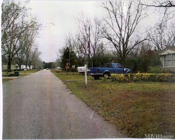 Photo of Country Living Mobile Home Park, Fairhope AL
