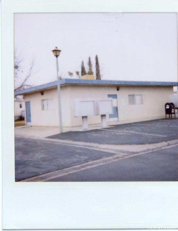 Parkview Mobile Estates Mobile Home Park in Wasco, CA MHVillage