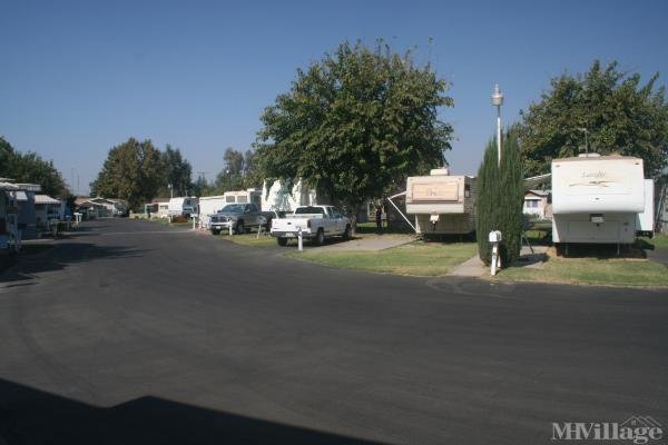 Photo of Bel Air Mobile Home Park, Hanford CA