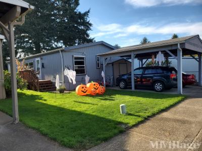 Photo 5 of 42 of park located at 17520 SE 82nd Dr Clackamas, OR 97015