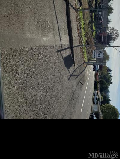Photo 4 of 42 of park located at 17520 SE 82nd Dr Clackamas, OR 97015