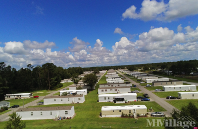 Photo 2 of 8 of park located at 221 Riggs Road Hubert, NC 28539