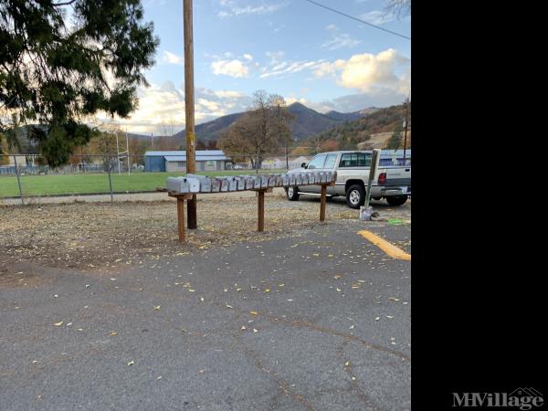 Photo 1 of 2 of park located at 1246 2nd Ave Gold Hill, OR 97525