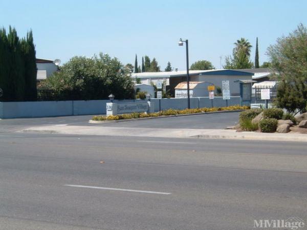 Photo 1 of 2 of park located at 336 East Alluvial Avenue Fresno, CA 93720