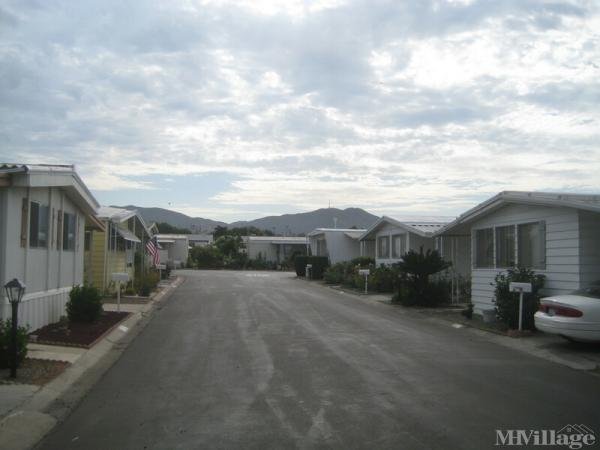 Photo of Vista Royal Lodge, Vista CA