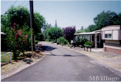 Mobile Home Park in Shasta Lake CA