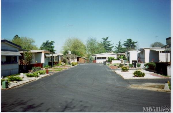Photo 1 of 1 of park located at 15761 Woods Street Delhi, CA 95315