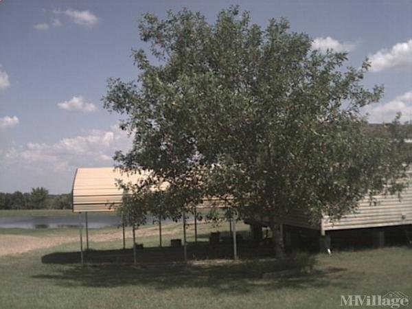 Photo of Dillard Mobile Home Park, Warrenton TX