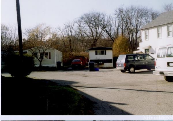 Photo of Woodland Mobile Homes Park, Waterford CT