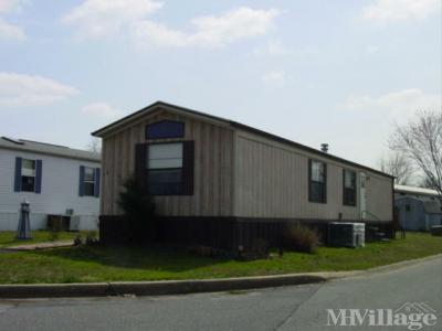 Maple Square Mobile Home Park Mobile Home Park in Newark, DE | MHVillage