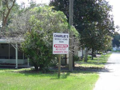 Photo 3 of 5 of park located at 10813 Main Street Thonotosassa, FL 33592