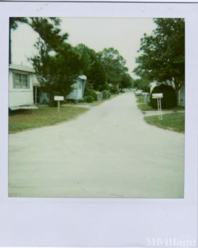 Photo 2 of 3 of park located at 1315 Vagabond Lane Orlando, FL 32839