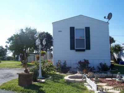 Photo 2 of 5 of park located at 2256 Haverhill Road North West Palm Beach, FL 33417