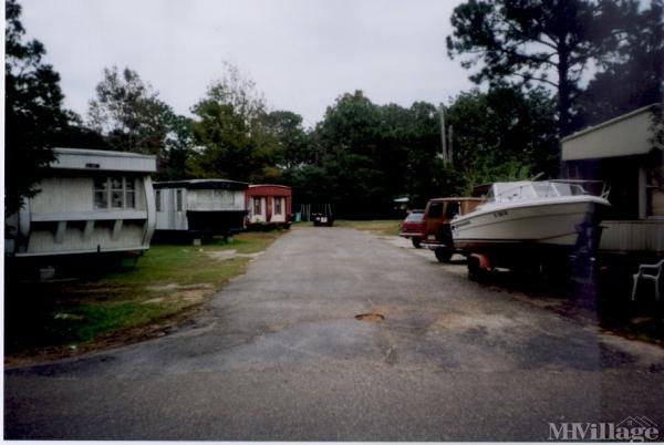 Photo of East Bay Mobile Home Park, Gulf Breeze FL