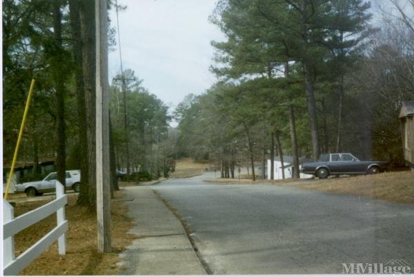 Photo 1 of 2 of park located at 319 Brady Drive Warner Robins, GA 31088