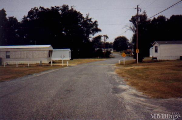 Photo 1 of 1 of park located at 2095 Old Register Road Statesboro, GA 30458