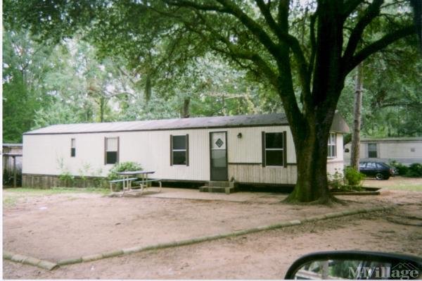 Photo of Palmyra Mobile Home Park, Leesburg GA