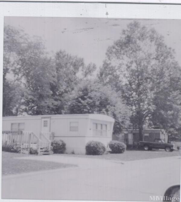 Photo of Aztec Mobile Home Park, Fort Madison IA