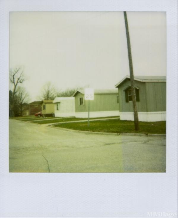 Photo of Van's Mobile Home Court, Baxter IA