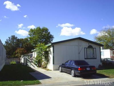 Photo 2 of 10 of park located at 424 West Cherry Lane #19 Meridian, ID 83642