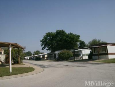 Photo 2 of 4 of park located at 2025 Dolton Road Calumet City, IL 60409