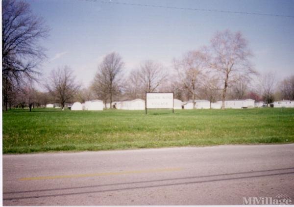 Photo 1 of 2 of park located at 800 East Southwind Boulevard Robinson, IL 62454