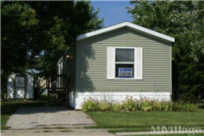 Photo 3 of 9 of park located at 823 Belle Aire Street Marseilles, IL 61341