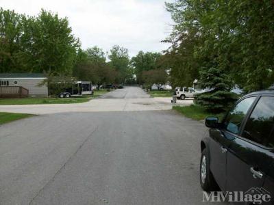 Photo 5 of 6 of park located at 1 Timber Creek Drive Round Lake, IL 60073